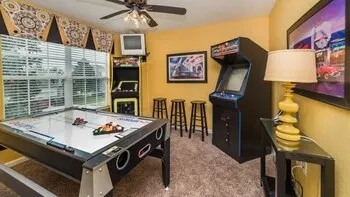Amazing 5 Bedroom 4 Bath Pool Home in Windsor Hills Resort - Image 1