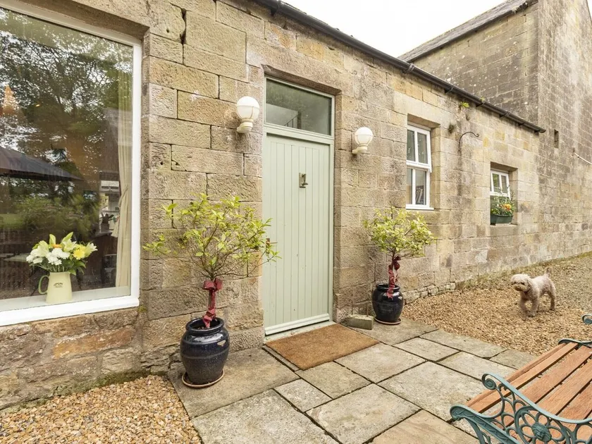 Luxury Refurbished Gamekeeper's Cottage, 15 Acres of Woodland by Hadrian's Wall - Image 1