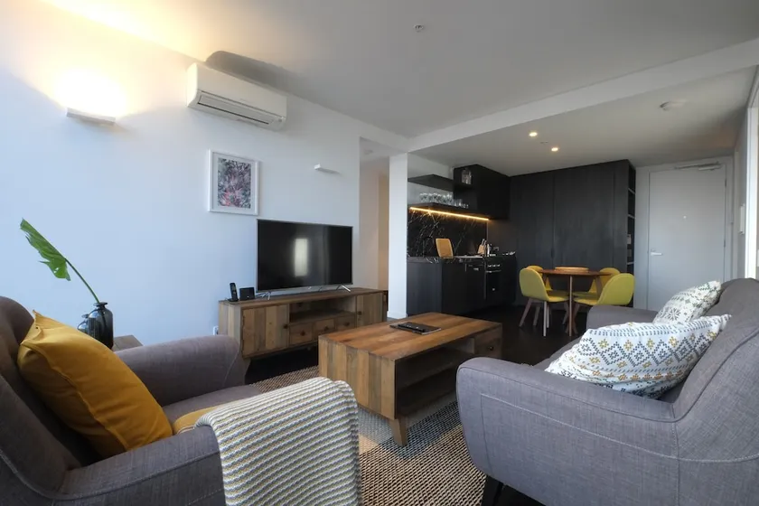Turnkey Accommodation - Victoria Harbour Docklands - Image 1
