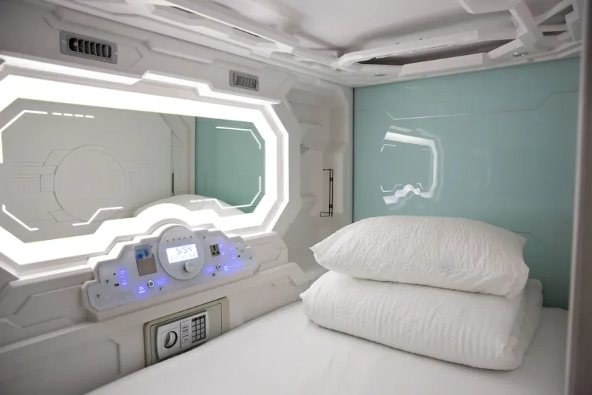 Puffin Nest Capsule Hostel - Image 1