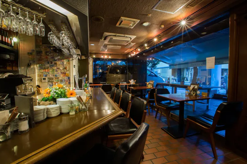 Hotel Empire In Shinjuku - Image 1