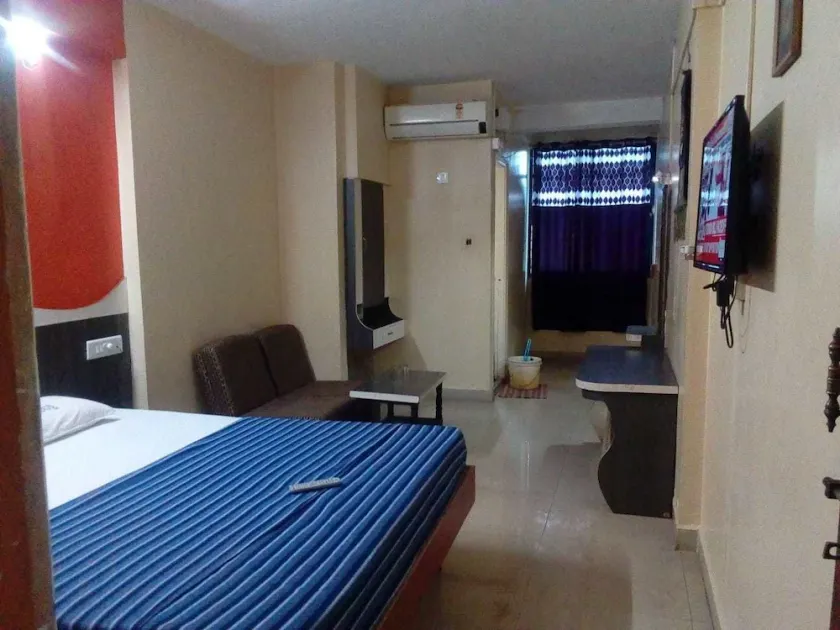 Collection O Hubli City Center Formerly Chalukya Residency - Image 1