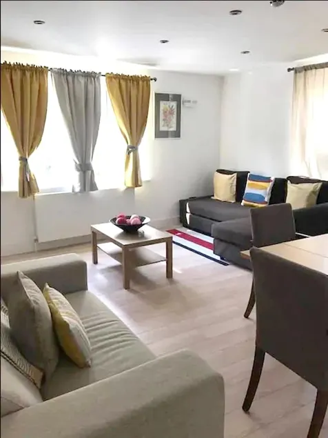 Apartment With 2 Bedrooms in Greater London, With Wonderful City View, Furnished Balcony and Wifi - Image 1