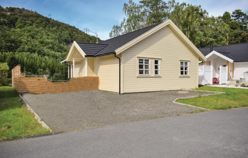 Amazing Home in Farsund With 2 Bedrooms, Jacuzzi and Wifi - Image 1