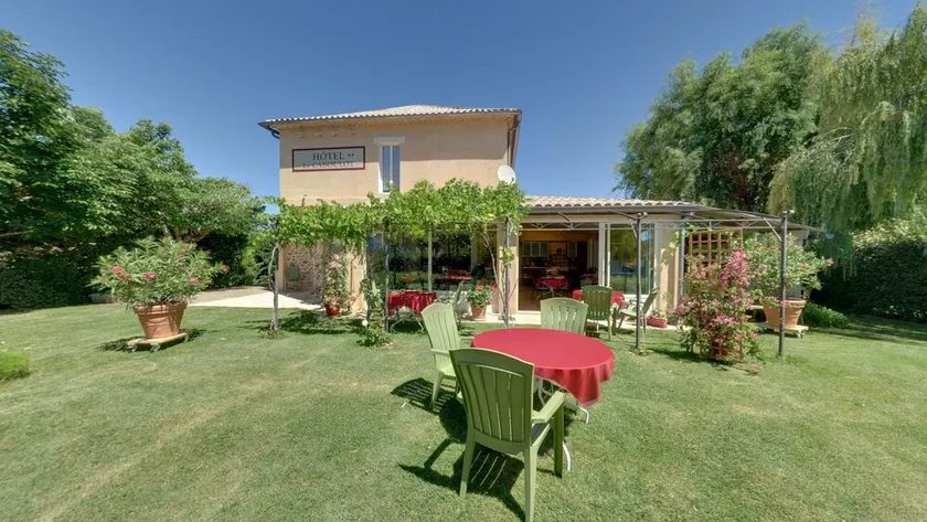 Hotel  Le Caboulot - Image 1