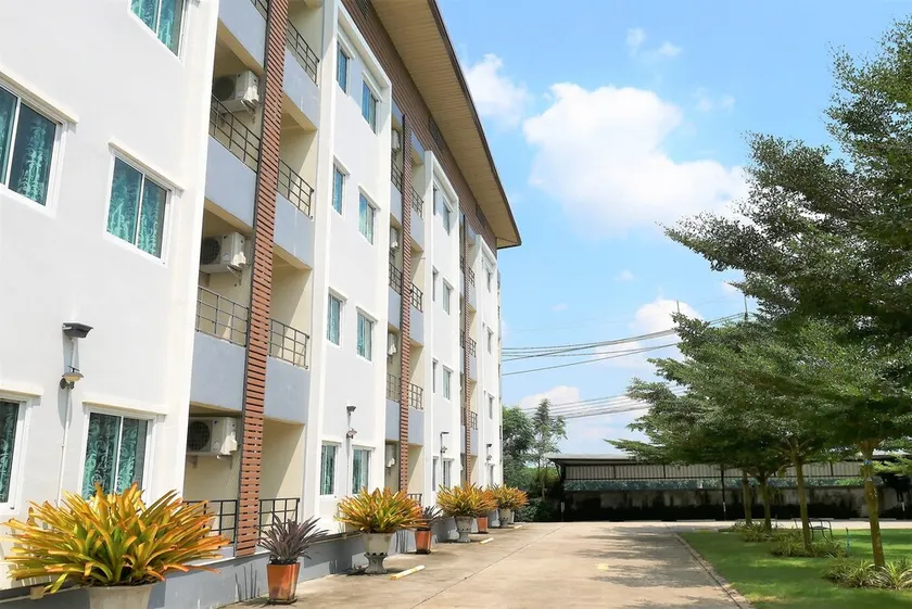 UT Home Apartment - Image 1