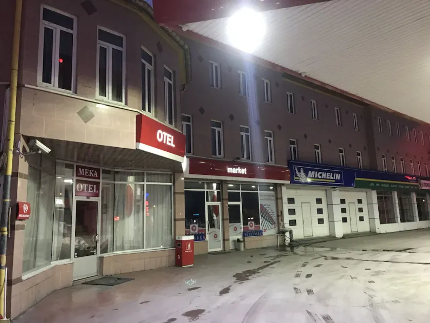 Meka Motel - Image 1