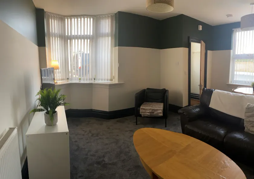 76 Wilson Street - Image 1