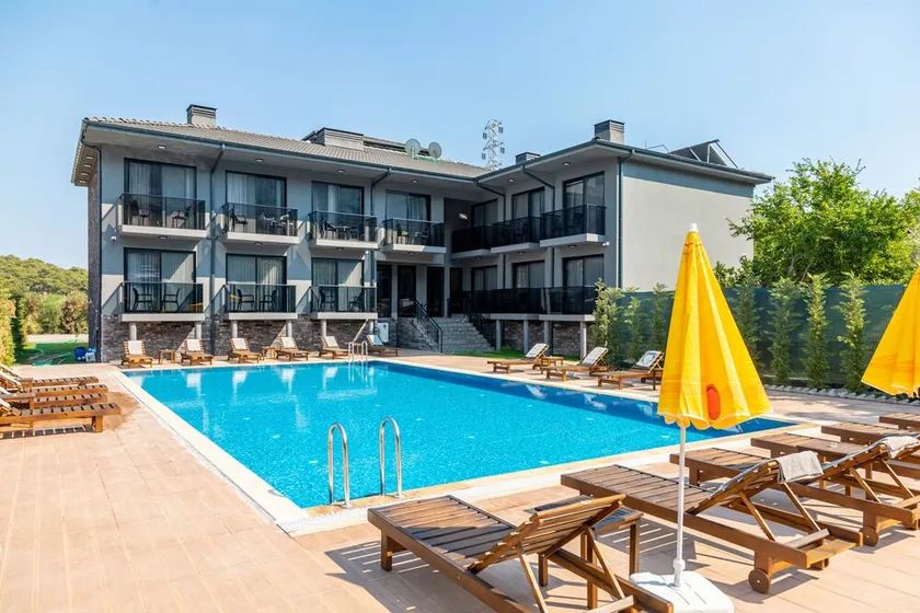 Deniz Otel - Image 1
