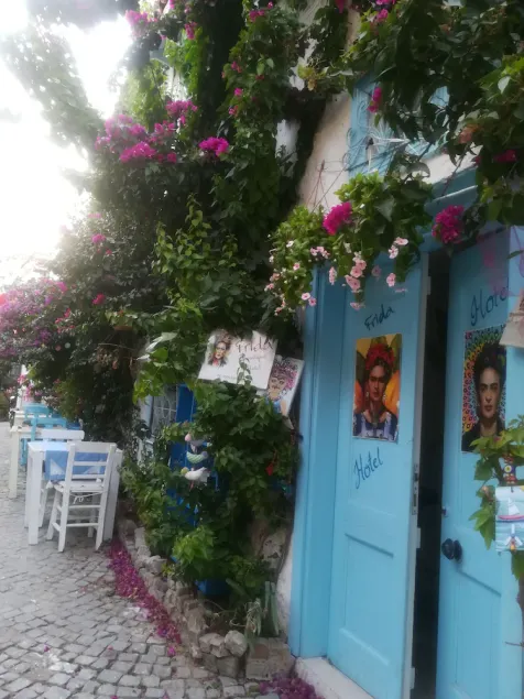 Alacati Frida Butik Otel - Image 1