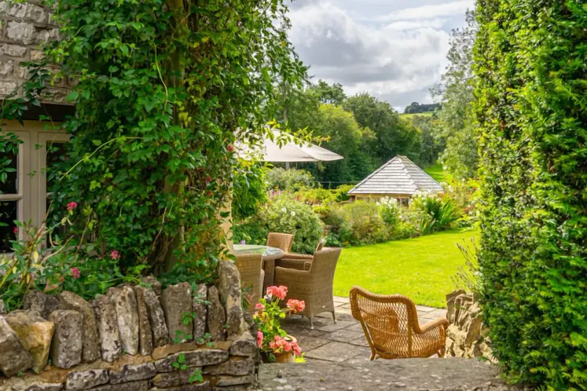 Foxcote Grange - Image 1