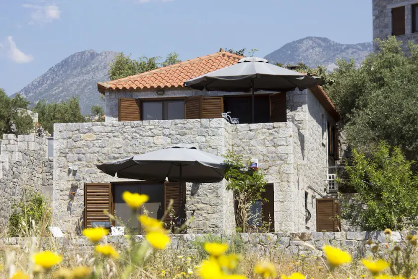 Mani-leonidashouses - Image 1