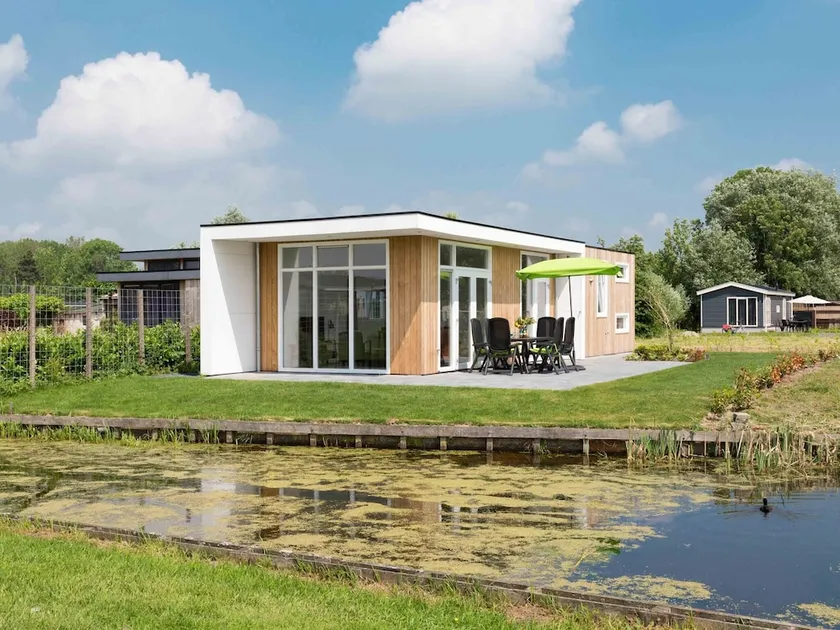 Modern Chalet With Dishwasher, Only 18 km. From Rotterdam - Image 1
