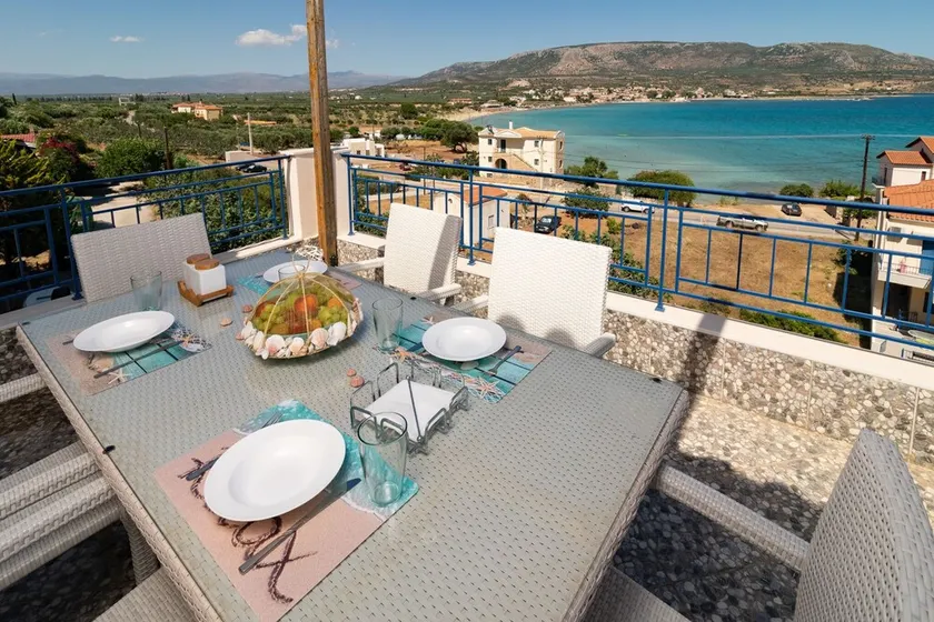 SeaView flat few meters from the Beach - Image 1