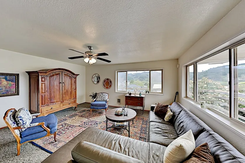Riverview - Mins To Beach, Dunes, Lakes 3 Bedroom Home - Image 1