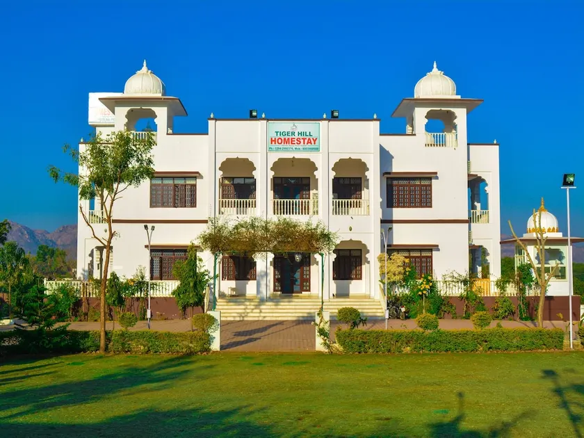 OYO 12687 Home Luxury Heritage Stay Tiger Hills Udaipur - Image 1