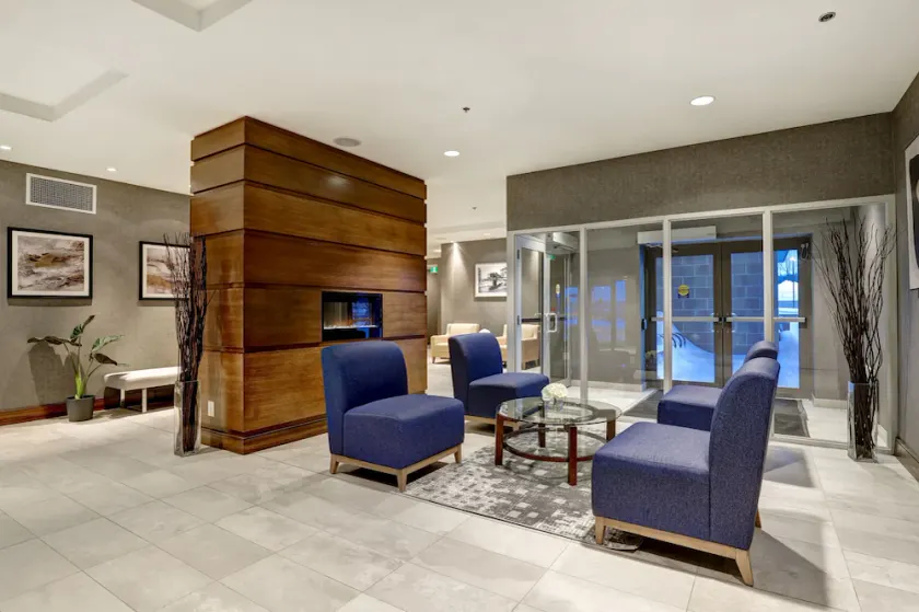 Residences At Kanata Lakes - Image 1