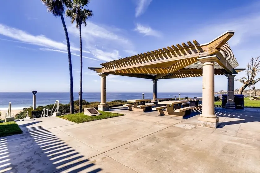 NEW - Private Entrance 2BR/BATH Next To Ritz Carlton Laguna - Walk To Beach! (MB3) - Image 1