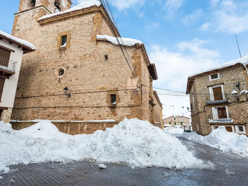 Plush Apartment in Gudar With Heating - Image 1