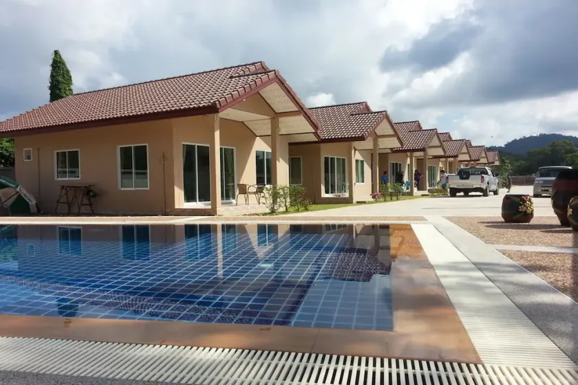 Krabi Good Luck Resort - Image 1