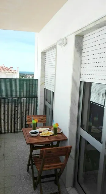 Apartment Rua Da Coutada - Image 1
