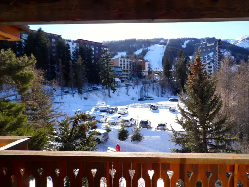 Pra Loup Apart-hotel - Image 1