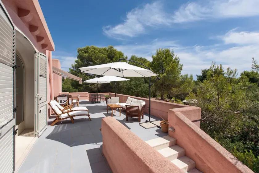 Villa Merienne - Image 1