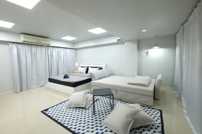 S Apartment - Image 1