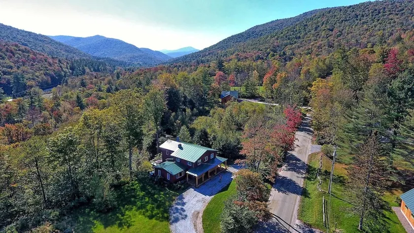 Pittsfield Chalet - Image 1