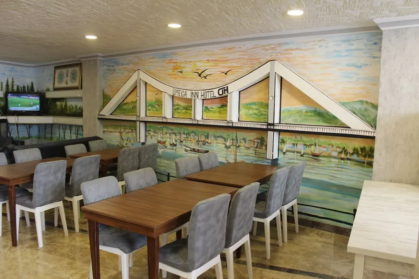 Omega Inn - Image 1