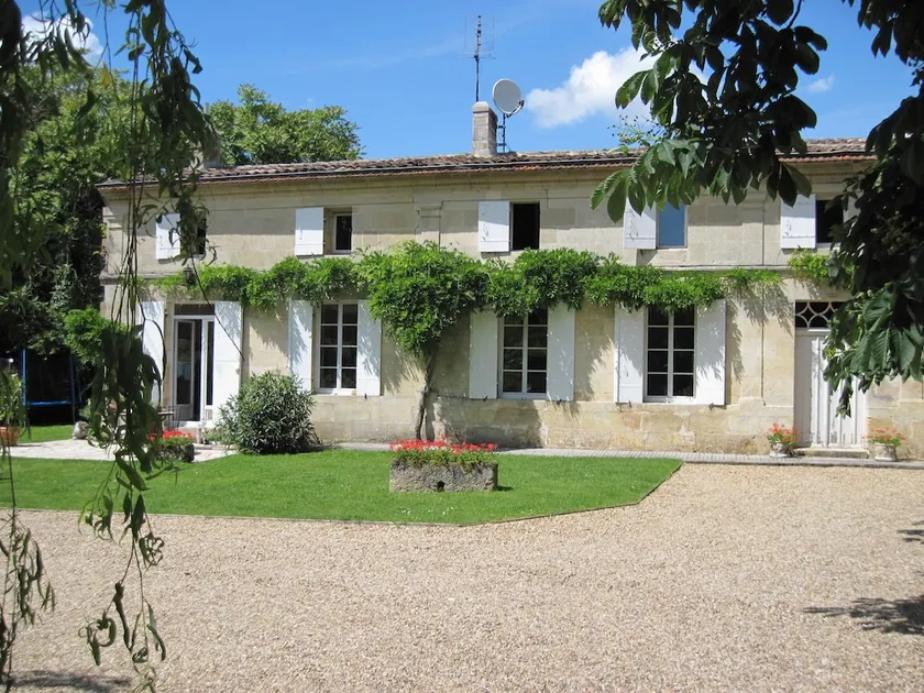 Vine Gite Holidays - Image 1
