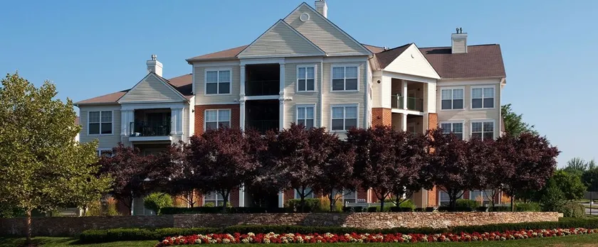 Global Luxury Suites at Town Center - Image 1