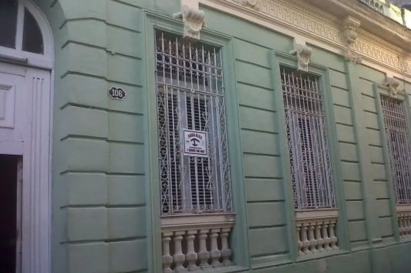 Casa de Alba Ferras - Image 1