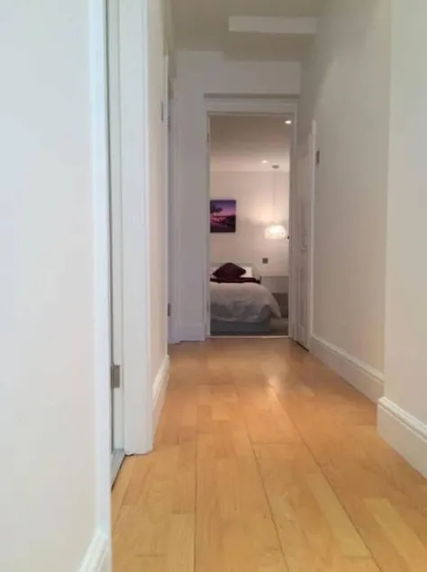 Great 2 BED in Northfields With Private Garden - Image 1