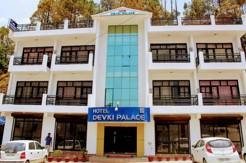 Hotel devki palace - Image 1