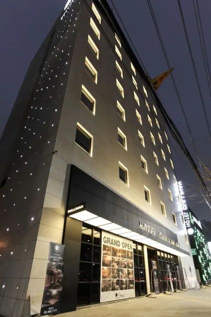 Hotel Cullinan Business - Image 1