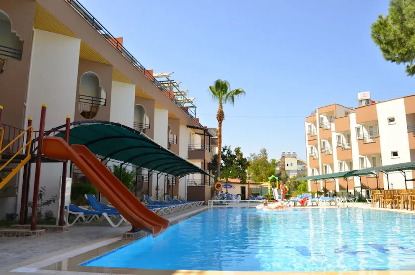 Angora Hotel - Image 1