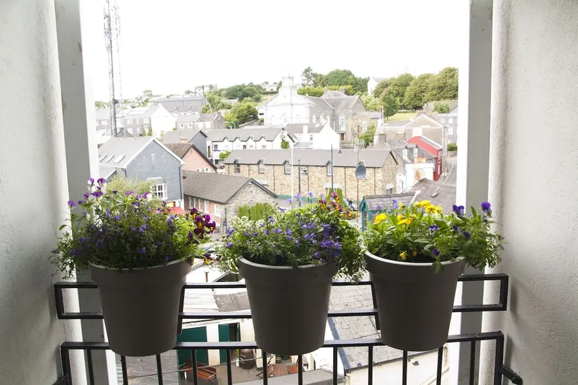 Kinsale centre - Image 1