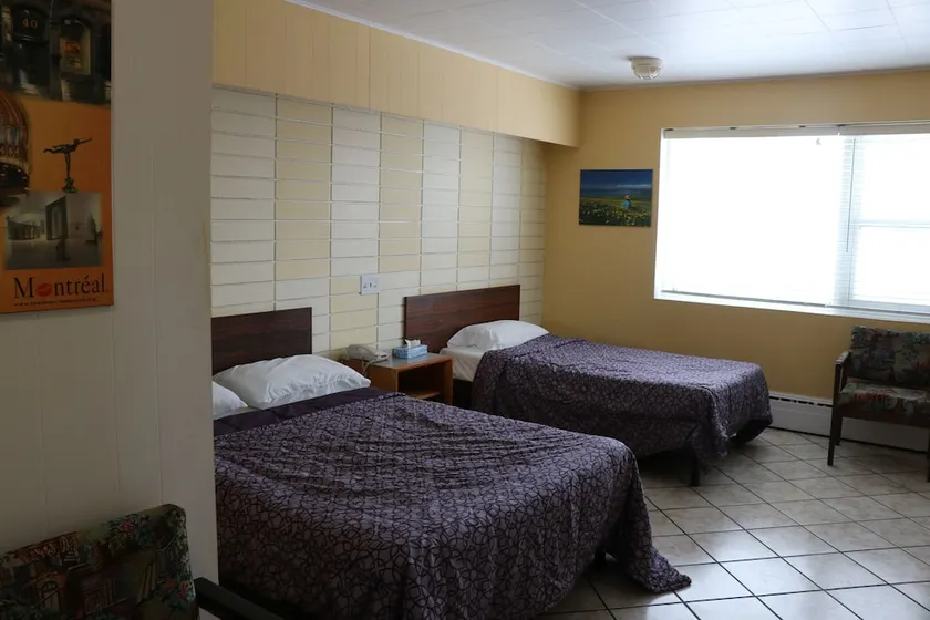 Motel Oscar - Image 1
