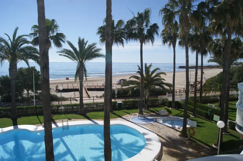 Apartamentos Casablanca by Marineu Vacaciones - Image 1
