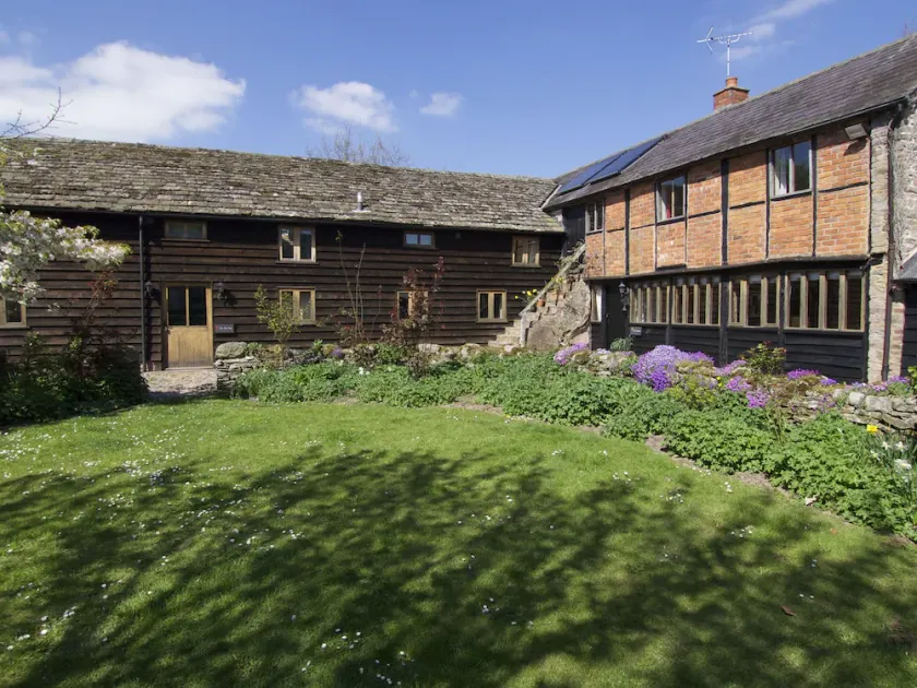 The Old Barn - Image 1
