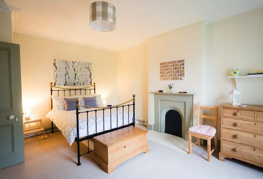 Crookham Eastfield Farmhouse - Image 1