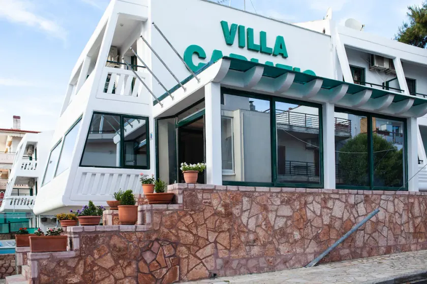 Villa Cariatis - Image 1