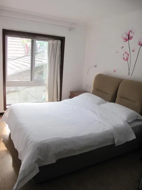Lucky Family Hostel - Image 1