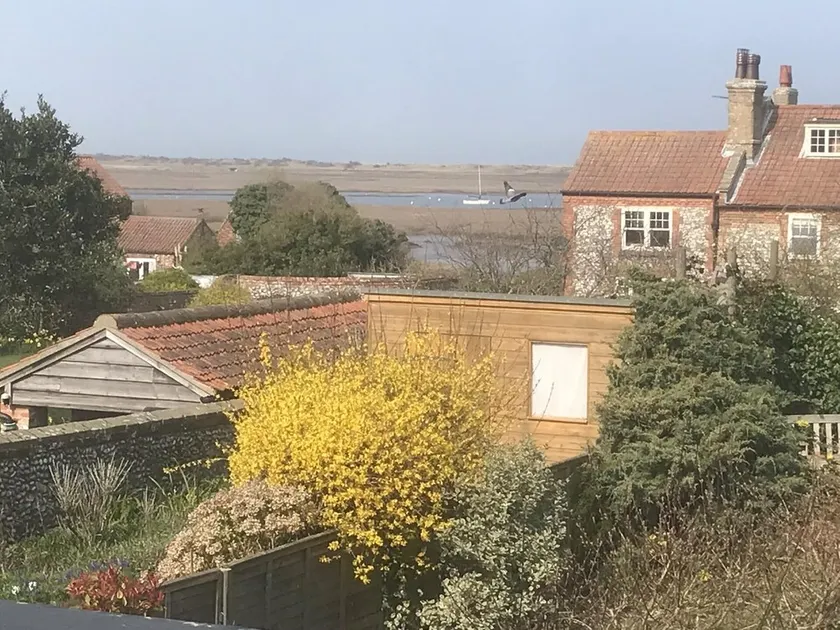 A Cozy Cottage on the North Norfolk Coast - Image 1