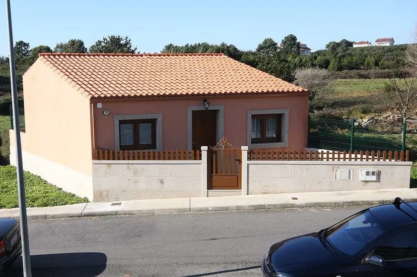 102005 House in Muros - Image 1
