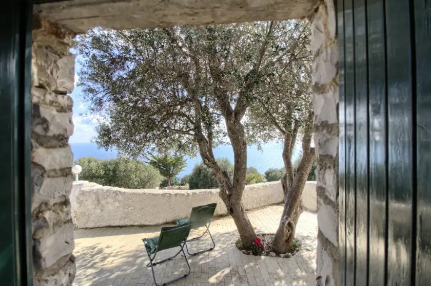 Trullo Ulivo pool complex - Image 1