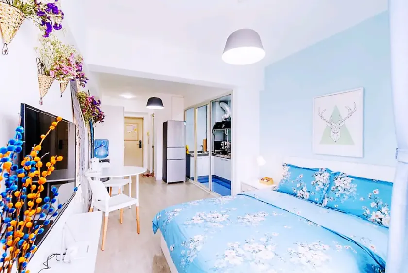 Guo Rui Cheng Skyline Apartment - Image 1