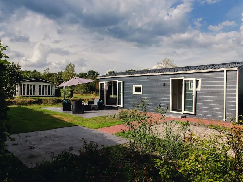 Nice Chalet With a Dishwasher, Directly on a Pond - Image 1