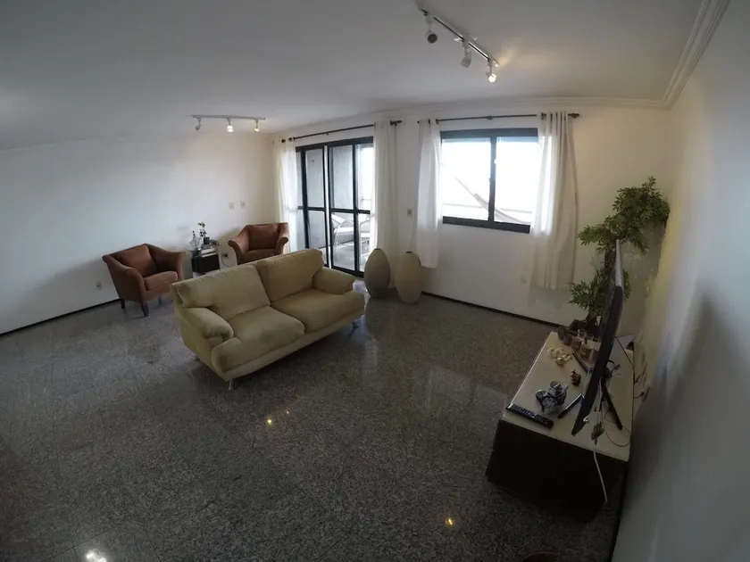 Apartamento amplo no coração da Aldeota - Image 1